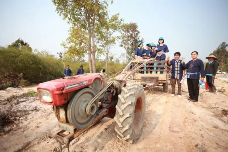"กระทรวงพาณิชย์" จัดกิจกรรมเยี่ยมชมศูนย์ก...