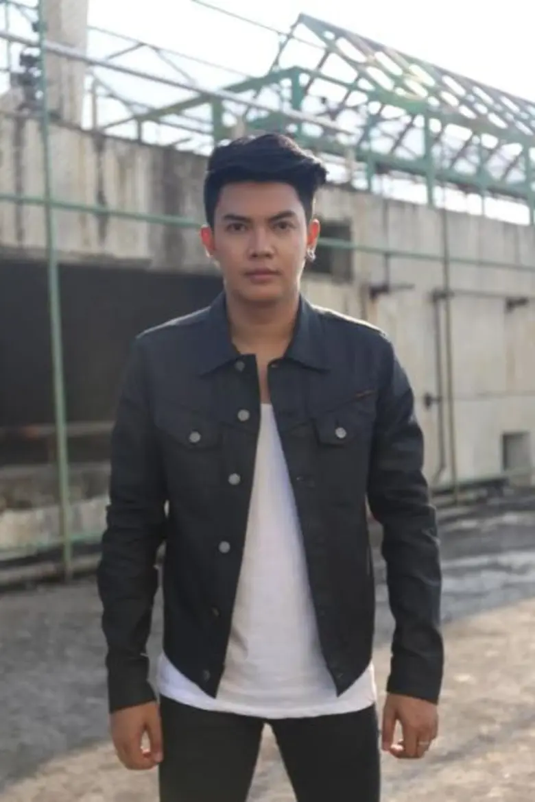 “ป๋อม คาราเมล” เปิดอก อวดรอยสักพ่อ-แม่