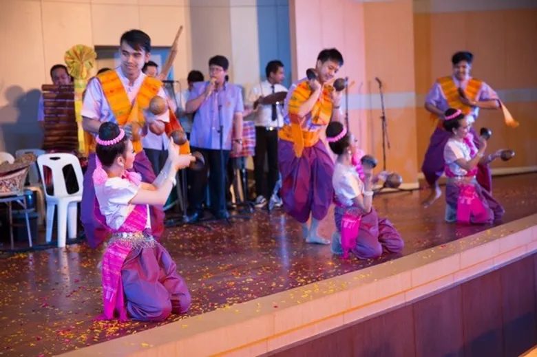ราชภัฏโคราชร่วมอนุรักษ์ความเป็นไทย การแสดงศิลปวัฒนธรรมสัญจร สู่สถานศึกษา