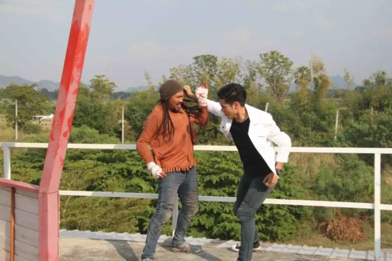 สมเป็นผู้กำกับเลือดใหม่ไฟแรงเฟร่อของจริง ...