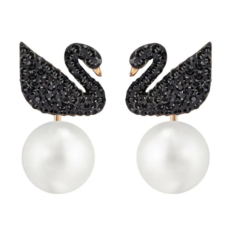สวารอฟสกี้เปิดตัว Iconic Swan 'คอลเล็กชั่นหงส์ดำ’สุดเอ็กซ์คลูซีฟ แห่งคอลเล็กชั่นฤดูใบไม้ผลิ/ฤดูร้อน 2016 สำหรับภูมิภาคเอเชียเท่านั้น!