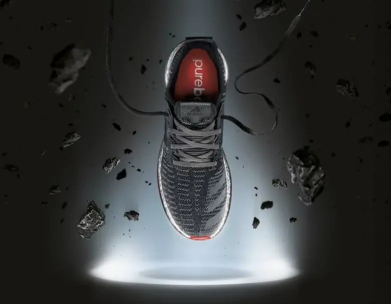 'อาดิดาส’ เปิดตัวรองเท้าวิ่งสำหรับผู้ชายรุ่นล่าสุด "เพียวบูสท์ ซีจี’ (PureBOOST ZG)  เพิ่มสมรรถนะในการวิ่งอย่างมีสไตล์ มาพร้อมสุดยอดเทคโนโลยีไพรม์นิตและบูสท์เพื่อมอบความกระชับขณะออกกำลังกาย