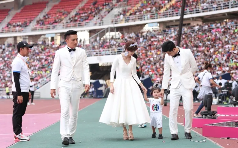 ยิ่งใหญ่อลังการ ช่อง3 รวมพลซุปตาร์กว่า 300 ชีวิต ปิดราชมังคลาฯ ฉลองครบรอบ46ปี ร่วมภารกิจรัก LOVE MISSION