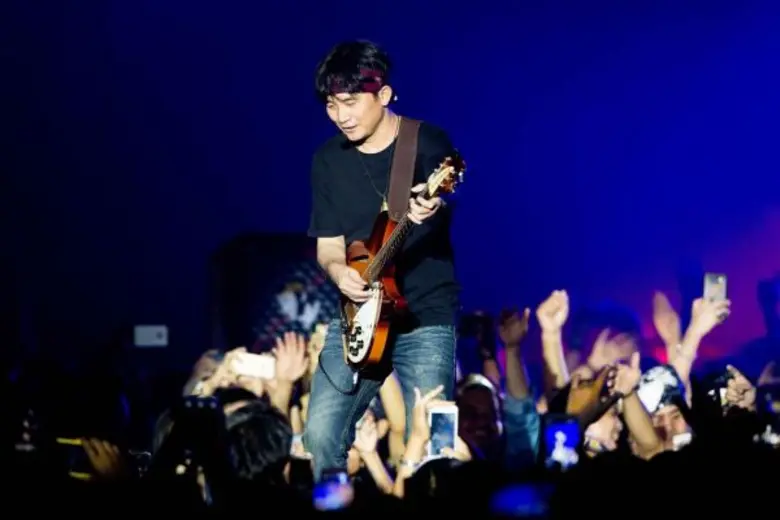 อบอุ่นจริงๆ สำหรับงานคอนเสิร์ต "สิงห์ คอร...