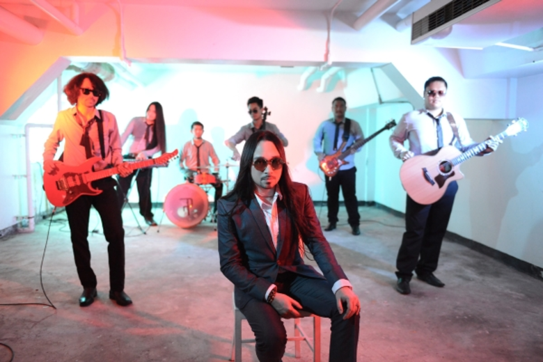 กลับมาพร้อมเพลงใหม่ "ความรักไม่ใช่ทุกสิ่ง...