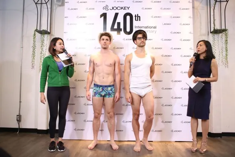 “จ๊อกกี้” เปิดตำนาน 140 ปี เผยแบรนด์ดีเอ็นเอ 3 หัวใจหลักสำคัญ พร้อมโชว์พิเศษคอลเลกชั่นใหม่ล่าสุดสปริง / ซัมเมอร์ 2016 เป็นครั้งแรก