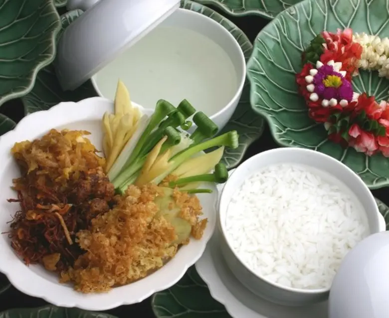 10 – 26 เมษายน 2559, เอราวัณ ที รูม ขอเชิ...