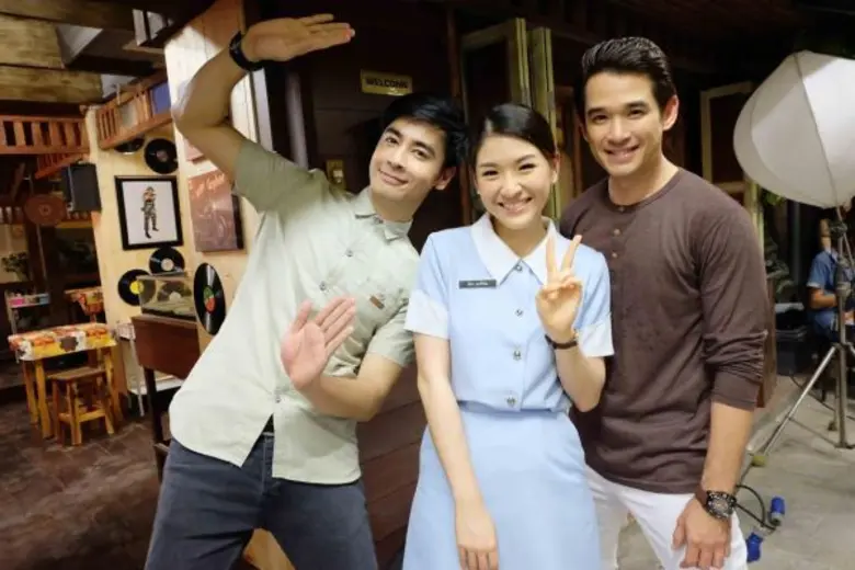เปิดตัวในฉากแรกก็ฮาเสียแล้ว สำหรับซิทคอมอ...