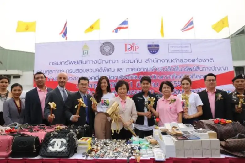 เมื่อเวลา 10.00 น. วันนี้ (31 มี.ค 2559) ...