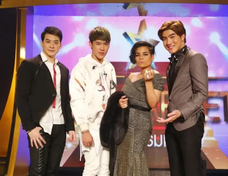 ใครที่มีความรักแบบหัวปักหัวปำจนคว้ารางวัล...