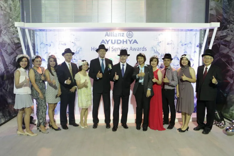 สมิติเวช ได้รับ 2 รางวัล การบริหารและการบริการทางการแพทย์ยอดเยี่ยม และการให้บริการตรวจสุขภาพยอดเยี่ยม จาก Allianz Ayudhya Hospital Service Awards 2015