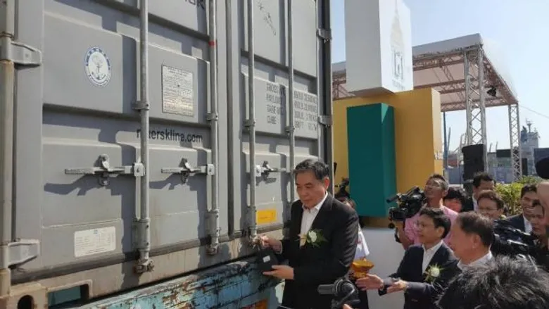 พิธีเปิดการใช้งานระบบติดตามทางศุลกากร (Tracking System) ภายใต้เทคโนโลยี e-Lock และเปิดโครงการปล่อยสินค้าล่วงหน้า (Pre-arrival Processing System)