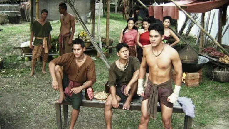 ผู้พันเบิร์ด - เต้ย ปล่อยอาวุธมวยคาดเชือก แลกหมัดเต็มขั้น...เพื่ออรรถรส ความสมจริง