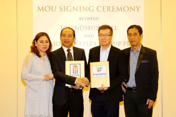 ธนกร ปุลิเวคินทร์ รองประธานเจ้าหน้าที่บริ...