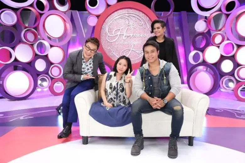 ทีวีไกด์: รายการ “น้ำผึ้งพระจันทร์” “ฟ้า – วิญธัชชา” นางฟ้าเก้าอี้เข็น เผยเรื่องราว “มหัศจรรย์รักแท้ กับชีวิตที่คิดบวก”