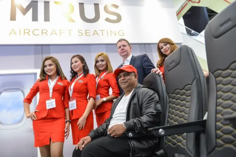 นายโทนี่ เฟอร์นันเดส ประธานเจ้าหน้าที่บริ...