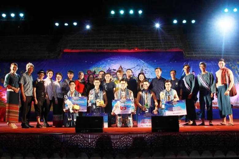 'ว่าน, ฟิล์ม-บงกช, ซีซั่นไฟว์’ ร่วมส่งความสุข ในงาน “ฮักปี๋ใหม่เมือง ฮักเมืองแป้”