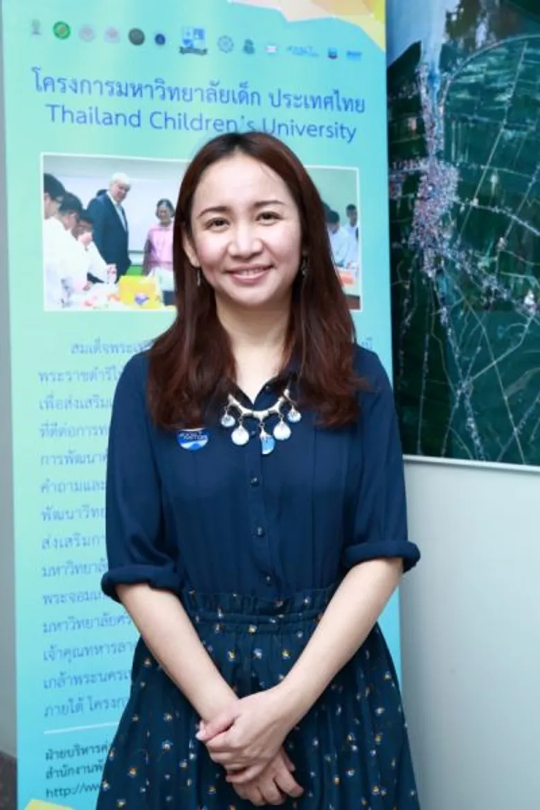 เสริมศักยภาพ “นักสร้างกิจกรรม” เพื่อจุดประกายนักวิทย์รุ่นเยาว์ เชฟรอนสนุกวิทย์จับมือสวทช. จัดอบรมเครือข่ายหน่วยงานภาครัฐและสถาบันการศึกษา ภายใต้โครงการ 'มหาวิทยาลัยเด็ก ประเทศไทย’