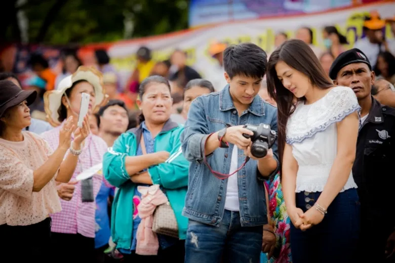 "อ้อมกอดเขมราฐ” เต๋า–ภูศิลป์ เปิดบริสุทธิ์งานจอเงิน รับบท เป้ง หนุ่มเขมราฐ โอด ออกปาก!!! ยากกว่าร้องเพลง 7 เท่า
