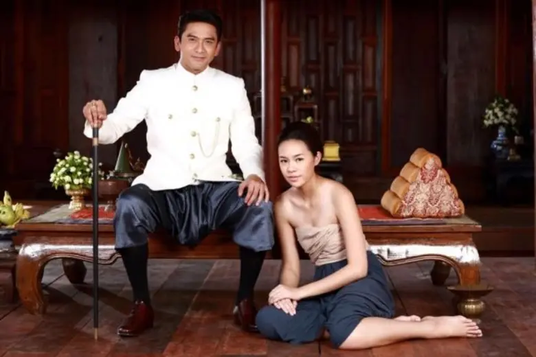 บทประพันธ์ : วรรณสิริ บทโทรทัศน์ : บทกร ก...