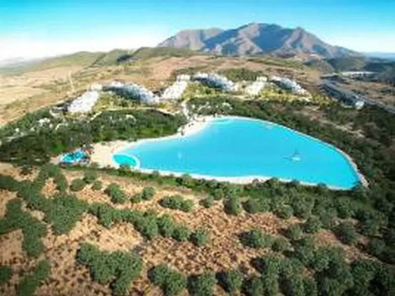 Crystal Lagoons selects the best in breed of lagoons from around the world