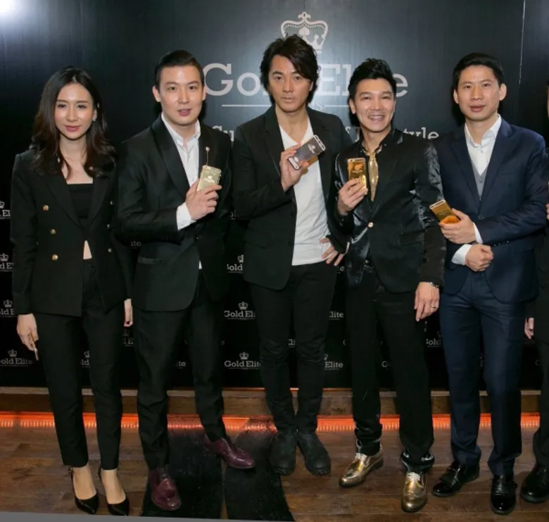 เวอร์วังอลังการ ทุ่ม 100 ล้าน เปิดตัว Gold Elite Paris มือถือทองคำ ซุปตาร์ไทย ปะทะ ซุปตาร์ฮ่องกง