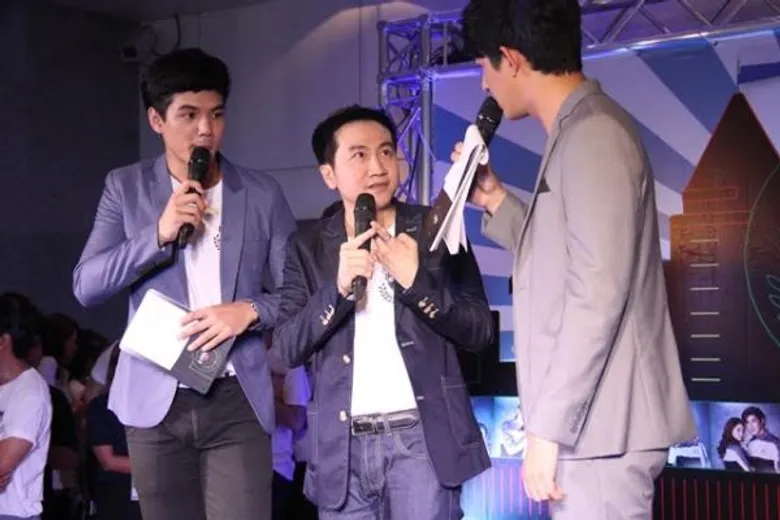“จีเอ็มเอ็ม ทีวี” เปิดตัวอภิมหาโปรเจค “U-Prince Series” สุดอลัง!!! “พุฒ, ฮั่น, โฟกัส, มายด์ ฯลฯ” นำทีมบวงสรวงและแถลงข่าว แฟนคลับแห่ให้กำลังใจล้นตึกแกรมมี่
