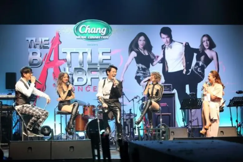 แถลงคอนเสิร์ต “นิว-จิ๋ว-อ๊อฟ” โชว์ความเผ็ช เปิดฉาก ฟาดฟันเสียง ฝุ่นตลบคาโต๊ะดินเนอร์