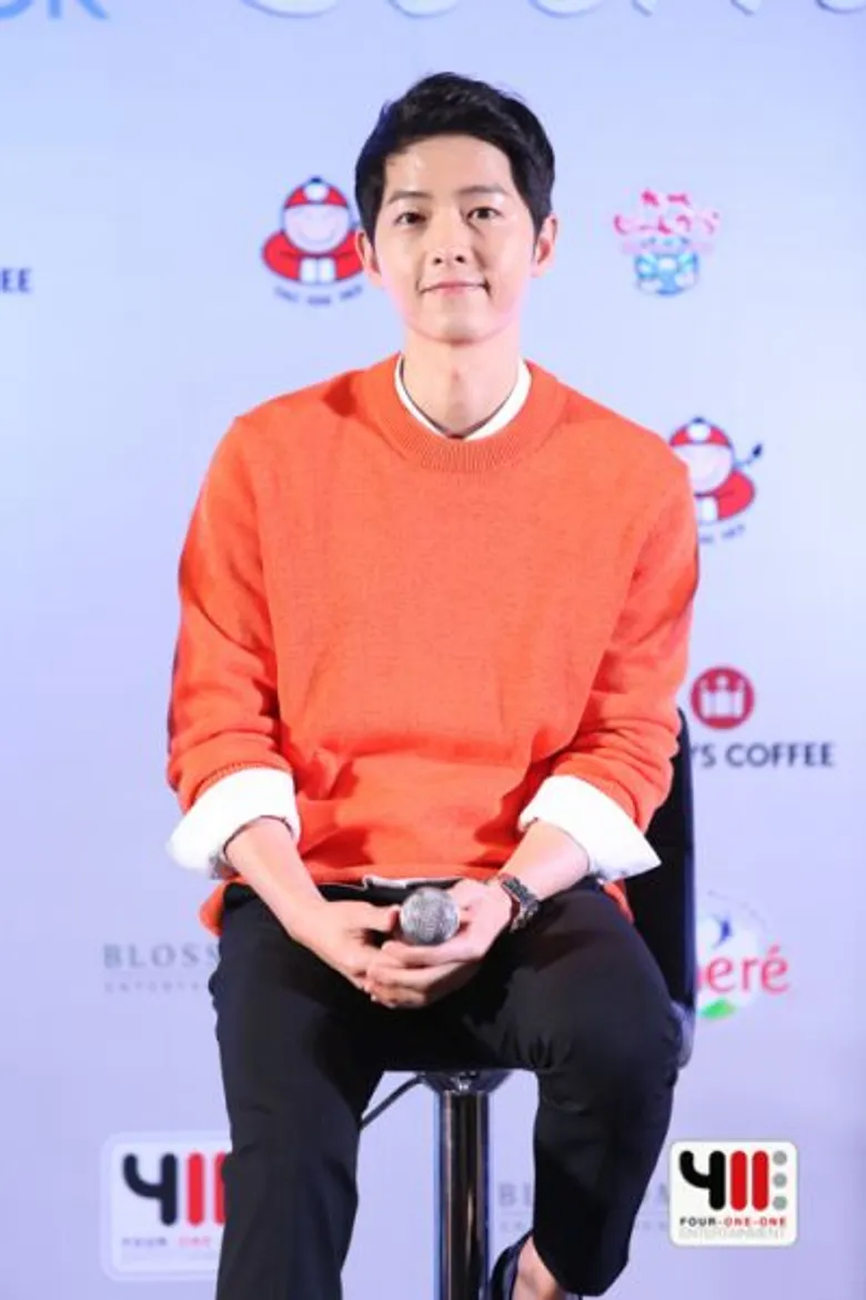 กึ้ง จับมือสปอนเซอร์จัดงานแถลงข่าว รายงานตัวครับ! ผมกัปตันยู “ซงจุงกิ” อุ่นเครื่องความฟิน ก่อนอินทะลุจอใน “ซงจุงกิ เอเชีย ทัวร์ แฟน มีตติ้ง อิน แบงคอก”