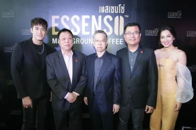 นายปีเตอร์ ตัน (Mr.Peter Tan) (ที่ 2 จากข...