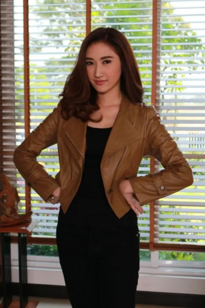 ไหนๆ ก็ซีนสุดท้ายของวันแล้ว "ยีน-เกวลิน ศ...