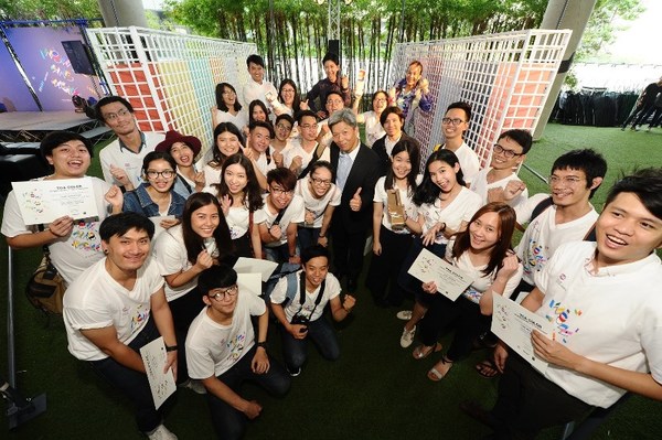 สองสาวนิสิตจุฬาฯ ชนะเลิศออกแบบสี TOA Color Design Award 2016 คว้าทุนซัมเมอร์คอร์ส จากสถาบันดีไซน์ระดับโลก โดมุส อะเคเดมี่ มิลาน ประเทศอิตาลี