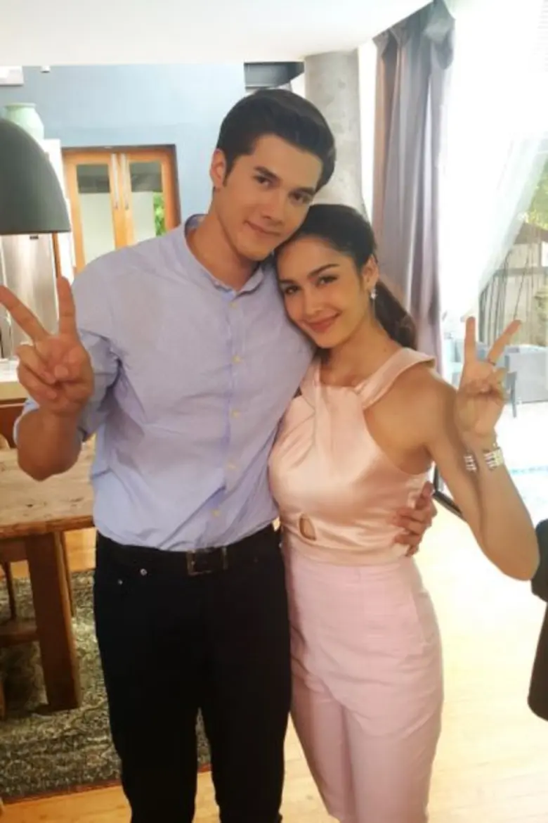 'มิกค์ ทองระย้า’ประกบปากนางเอก 'เซฟฟานี่’ เปิดฉากตบจูบ 'ทะเลไฟ ’ ซีรีย์ภาคต่อ “ไฟรักเกมร้อน”