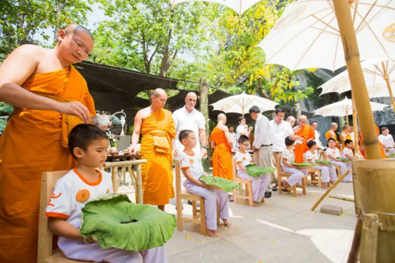 ทรู เชิญชม สามเณร ปลูกปัญญาธรรม ปี 5 แนวค...