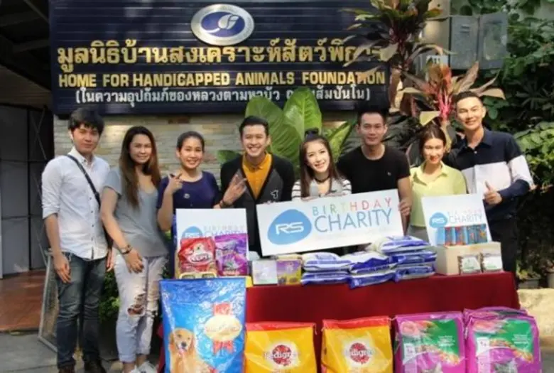 แทคทีมกันเป็นประจำทุกเดือนสำหรับโครงการ "...