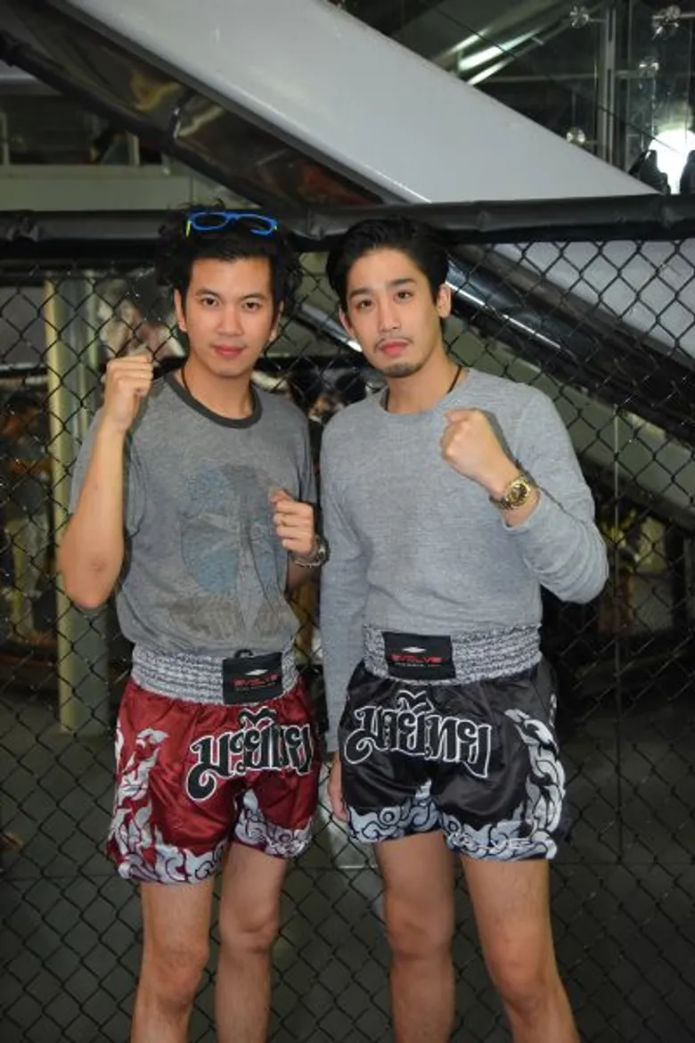 “แอฟ – พลอย – พิชญ์” สุดมันส์!! บินไปสิงคโปร์ เชียร์กีฬา MMA รายการ “วัน แชมเปี้ยนชิพ” ใหญ่ที่สุดในเอเชีย