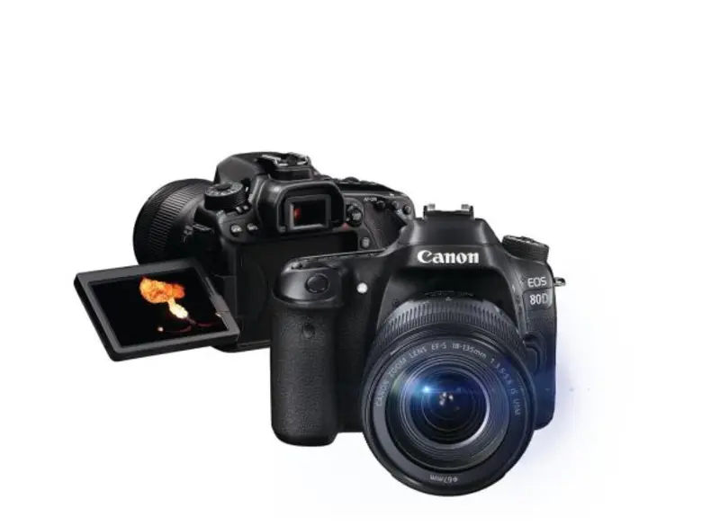 แคนนอน เปิดตัว Canon EOS 80D ใหม่ พร้อมเลนส์นาโน EF-S 18-135 mm.(Nano) เสริมประสิทธิภาพทั้งการถ่ายภาพนิ่งและวิดีโอ สะดวกในการใช้งาน