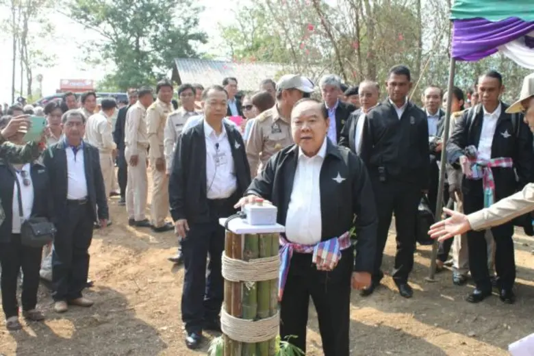 รองนายกรัฐมนตรี (พลเอกประวิตร วงษ์สุวรรณ)...
