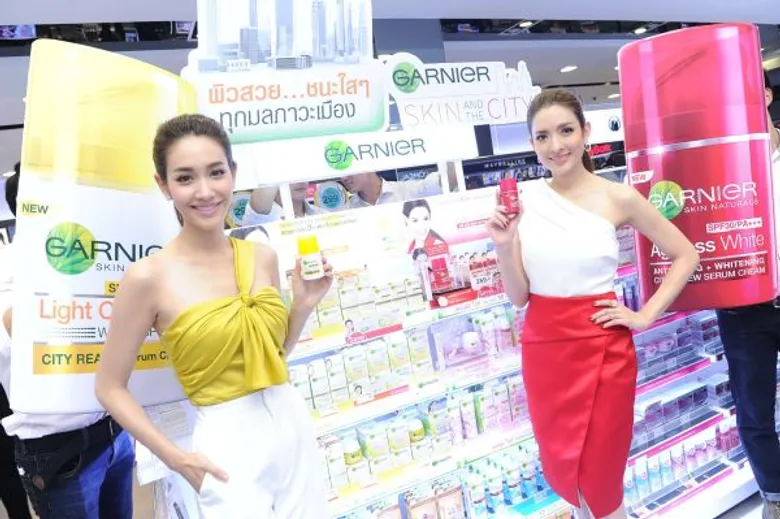 'การ์นิเย่’ ผนึกกำลัง 4 พรีเซ็นเตอร์ มิน-แอฟ-มิ้นต์-เก้า สร้างปรากฏการณ์ผิวสวยชนะใสๆ ทุกมลภาวะเมือง