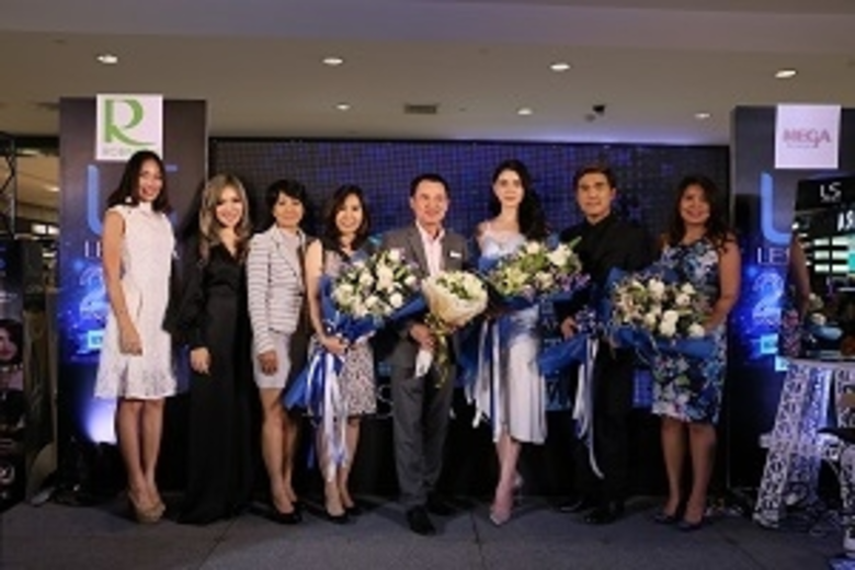เลอซาช่าครบรอบ 22 ปี คุณศรีสุดา ลีนะเจริญ...