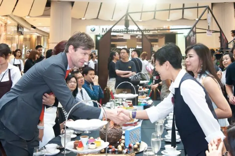 ช็อกโกแลตเลิฟเวอร์ ร่วมชิม ช้อป ช็อกโกแลตระดับโลกในงาน “Chocoholic’s Party 2016” ชมการประกวดแกะสลักช็อกโกแลตครั้งแรกในเมืองไทย