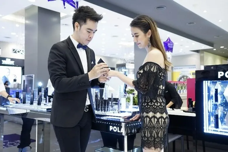 ความงามพร้อมเสิร์ฟ กับ POLA สาขาเซนทรัลแจ้งวัฒนะ