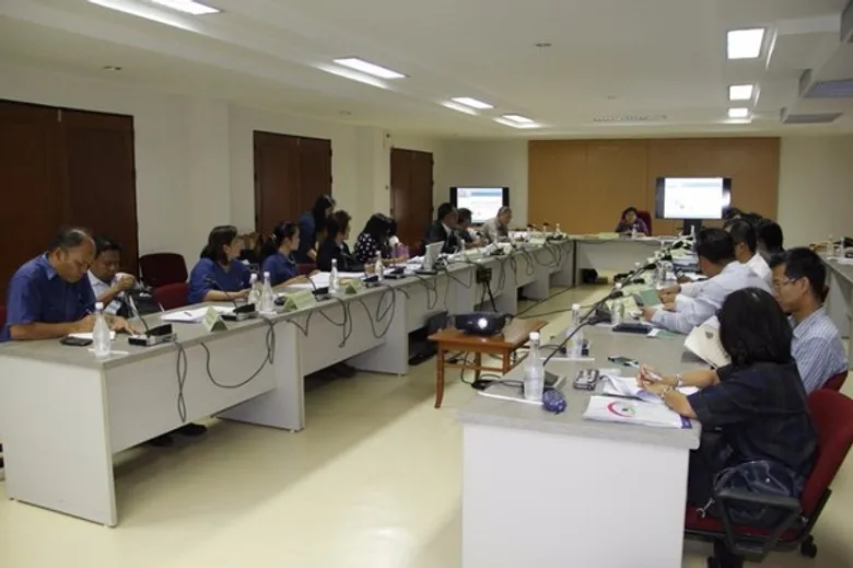 คณะกรรมการองค์การสวนพฤกษศาสตร์มอบนโยบายแก่ผู้บริหาร อ.ส.พ.