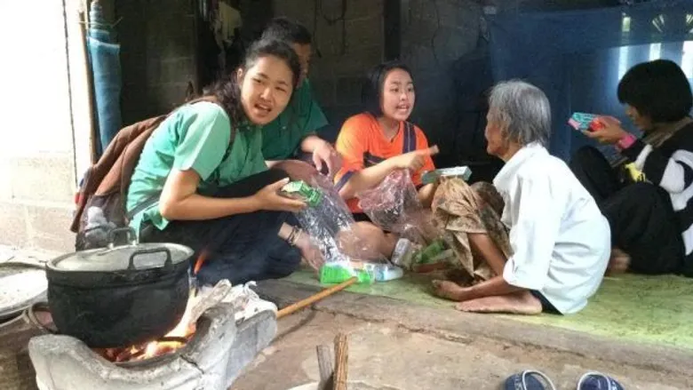 “เยาวชน” ไม่ทอดทิ้งผู้สูงวัย