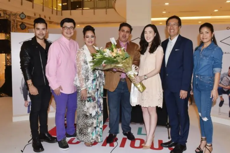 ศันสนา จิราธิวัฒน์ แสดงความยินดีกับ แอชวิ...