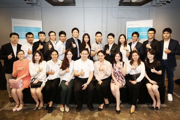 กลุ่มธุรกิจการเงินเกียรตินาคินภัทร จัดกิจ...