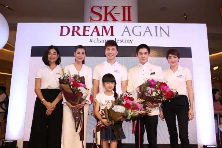 น้องอันดา ซุปตาร์ตัวน้อย ร่วมปลุกพลังชวนดารารุ่นพี่ เอสเธอร์ – กอล์ฟ รื้อฟื้นความฝันวัยเยาว์ ในงาน “SK-II Dream Again”