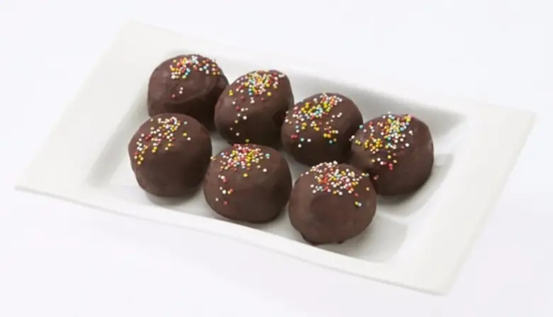 อร่อยสุดฟิน กับโดนัทที่ใช่สุดถูกใจแฟนคอบอลยูโร