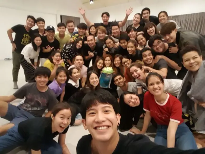 กำลังซ้อมละครเวทีก๊วนคานทองฯ ที่ใกล้จะเริ...