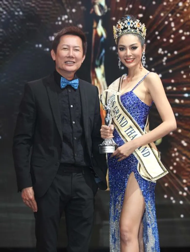 “น้องฝ้าย” เต็ง1 สวย เป๊ะ ปัง พลังแฟนคลับเชียร์ล้นหลาม ซิวมงกุฎ “มิสแกรนด์ ไทยแลนด์ 2016”